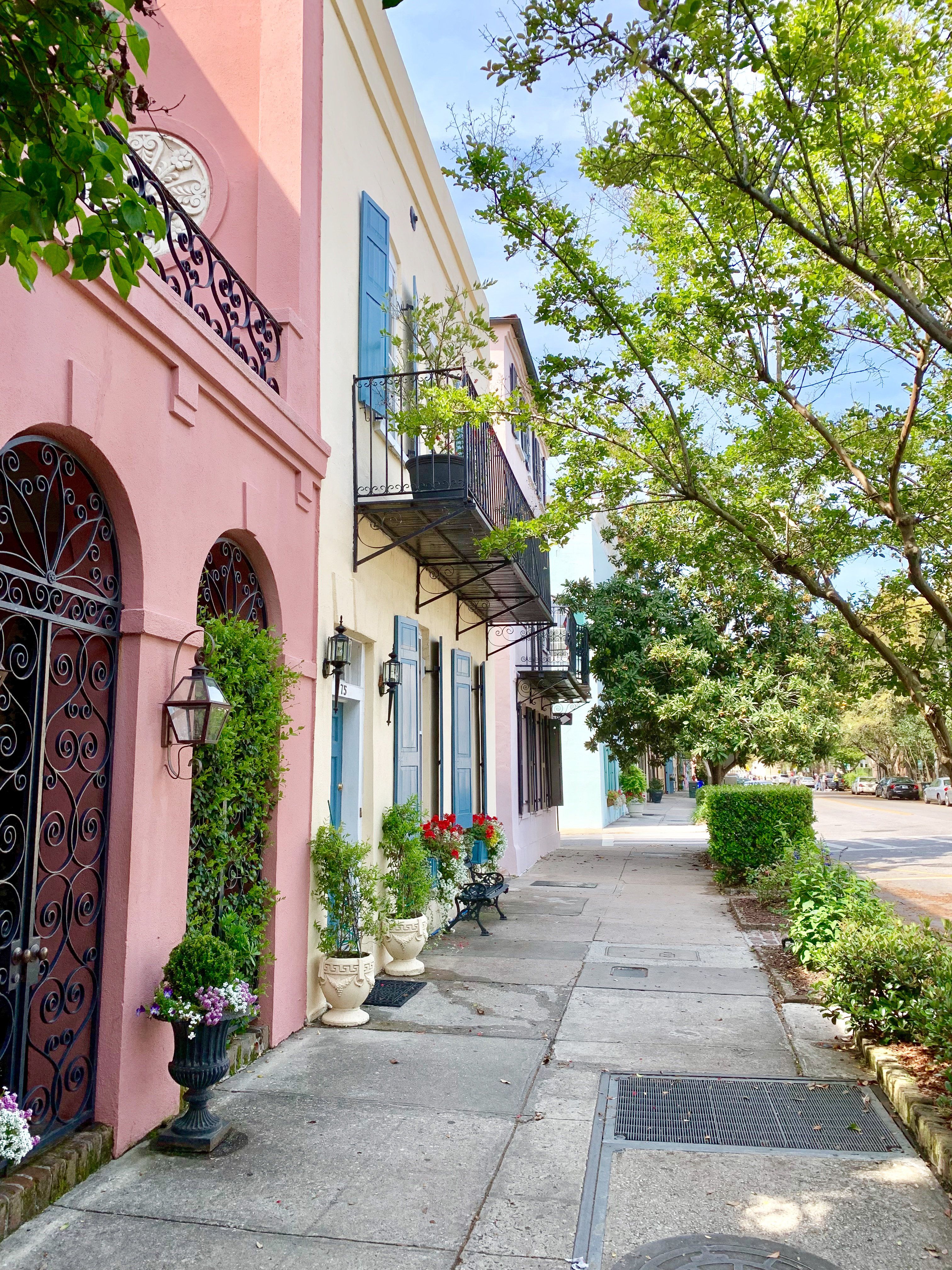 Pink House in Charleston Outfit 1 - Rainbow Row - 73 E Bay Street, Charleston