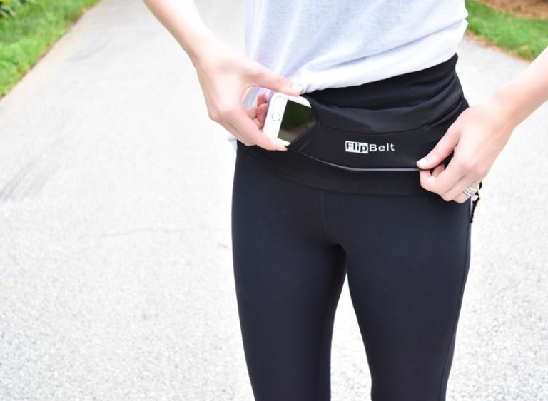 Cozy Athletic Wear: Cory Vines + FlipBelt + GIVEAWAY!